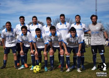 El Depo ganó en el adelantado y sigue arriba