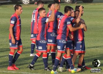 Juventud y Quenumá sobrevivieron arriba y mandan en el Apertura