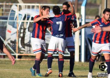 Juventud Unida recuperó la punta y ahora lidera en soledad