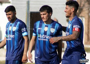 Deportivo Argentino volvió a ganar y sigue mirando a todos desde arriba