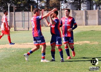 El Depo volvió a dejar puntos en el camino y sumaron los de abajo
