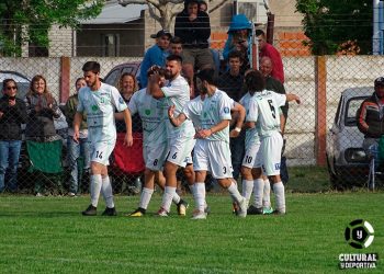 Newbery se quedó con el clásico y El Ceibo se puso a uno de 17