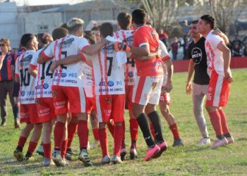 La Gloria es el único puntero del Clausura