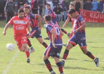 Garré perdió la punta y ahora líderan Newbery y Villa del Parque
