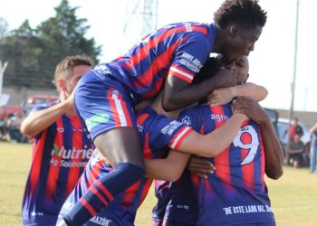 Atlético Quenumá se subió a lo más alto