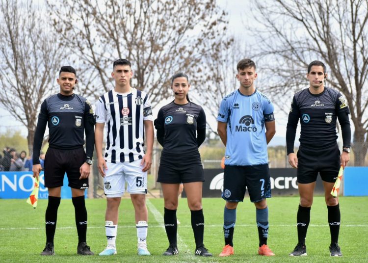 Micaela Abelardo, la árbitra treslomense que participará de una capacitación de CONMEBOL