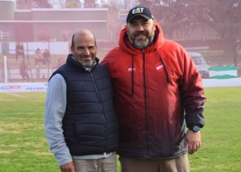 Roberts sin técnico: “Buscaron otro DT a nuestras espaldas y decidimos dar un paso al costado”