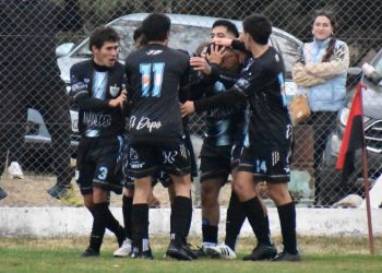 Deportivo Argentino lidera el Clausura