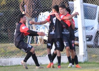 Newbery no pudo con Villa y Quenumá lo alcanzó