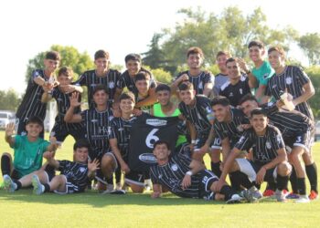 Unión alcanzó a Deportivo y el Clausura tiene dos líderes