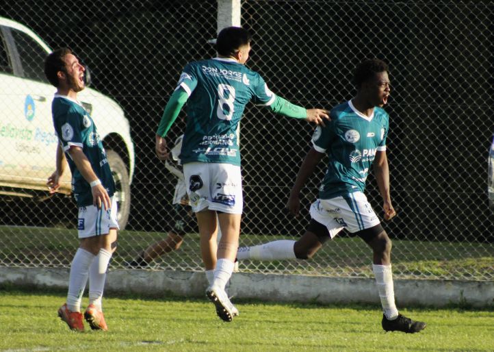Jorge Newbery es el nuevo líder del Clausura